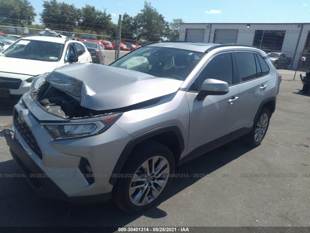 2T3C1RFV3KW026320  toyota rav4 2019 IMG 1