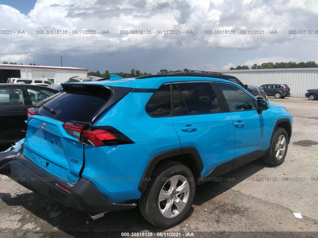 2T3W1RFV4MC091520  toyota rav4 2021 IMG 3