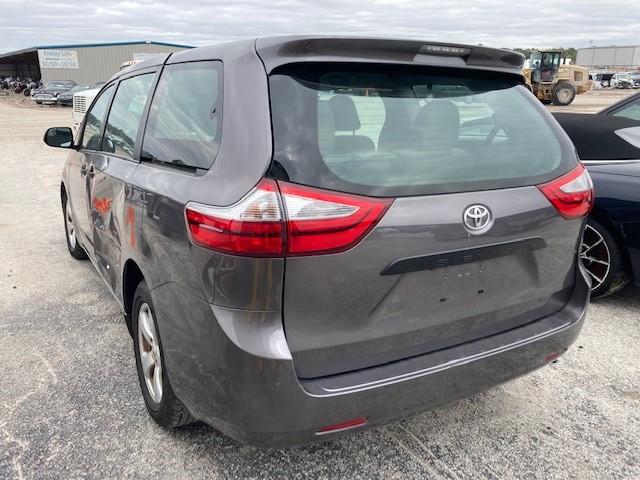 5TDZK3DCXFS683872  toyota sienna 2015 IMG 2