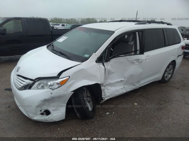 5TDKZ3DC2HS845655  toyota sienna 2017 IMG 1