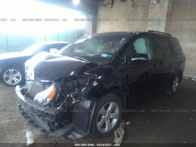 5TDKZ3DC7HS868980  toyota sienna 2017 IMG 1