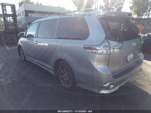 5TDXZ3DCXHS852066  toyota sienna 2017 IMG 2