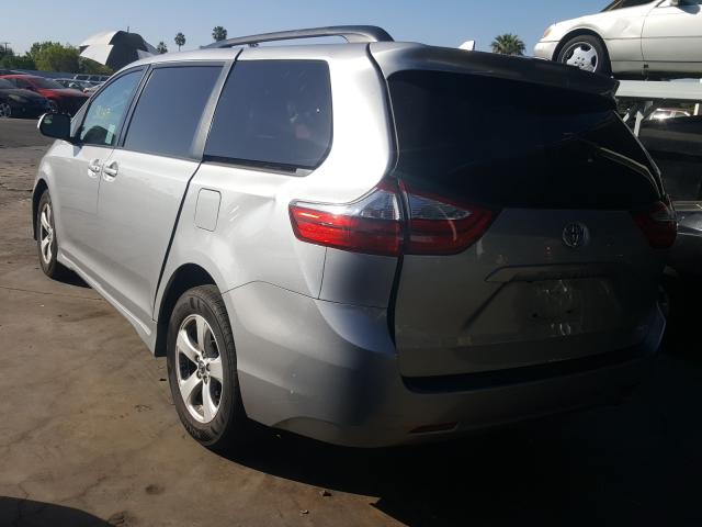 5TDKZ3DC7JS934174  toyota sienna 2018 IMG 2