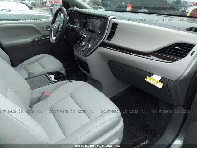 5TDYZ3DC8LS022506  toyota sienna 2020 IMG 4