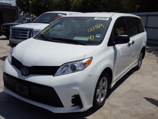 5TDZZ3DC6KS001169  toyota sienna 2019 IMG 1