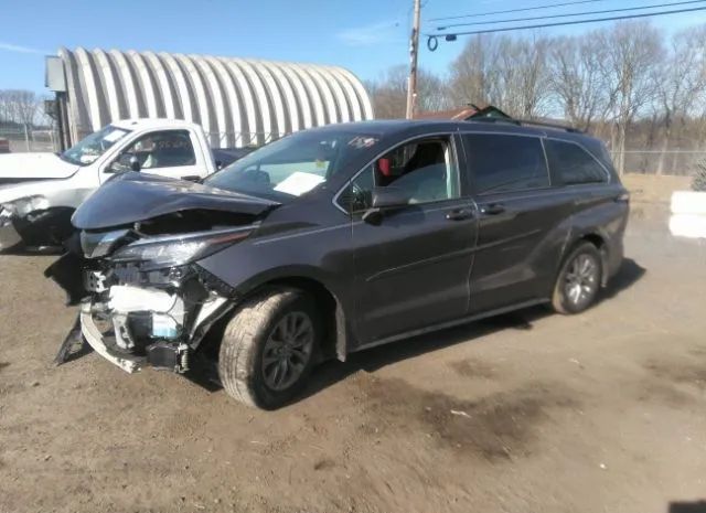 5TDKSKFC8NS071595  toyota sienna 2022 IMG 1