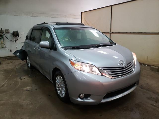 5TDYZ3DC1HS797690  toyota sienna xle 2017 IMG 0