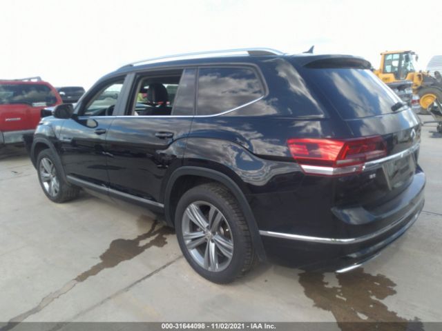 1V2FR2CA3JC559685  volkswagen atlas 2018 IMG 2