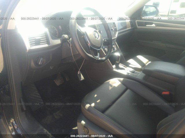 1V2LR2CA3JC536975  volkswagen atlas 2018 IMG 4