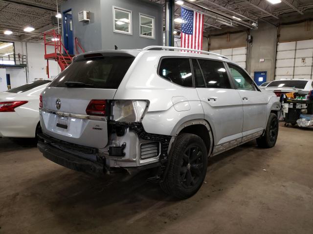 1V2LR2CA4JC587692  volkswagen atlas 2018 IMG 3