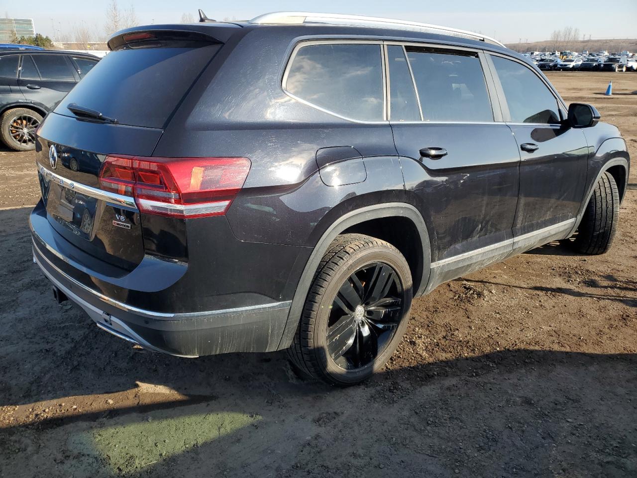 1V2MR2CA1KC591091  volkswagen atlas 2019 IMG 2