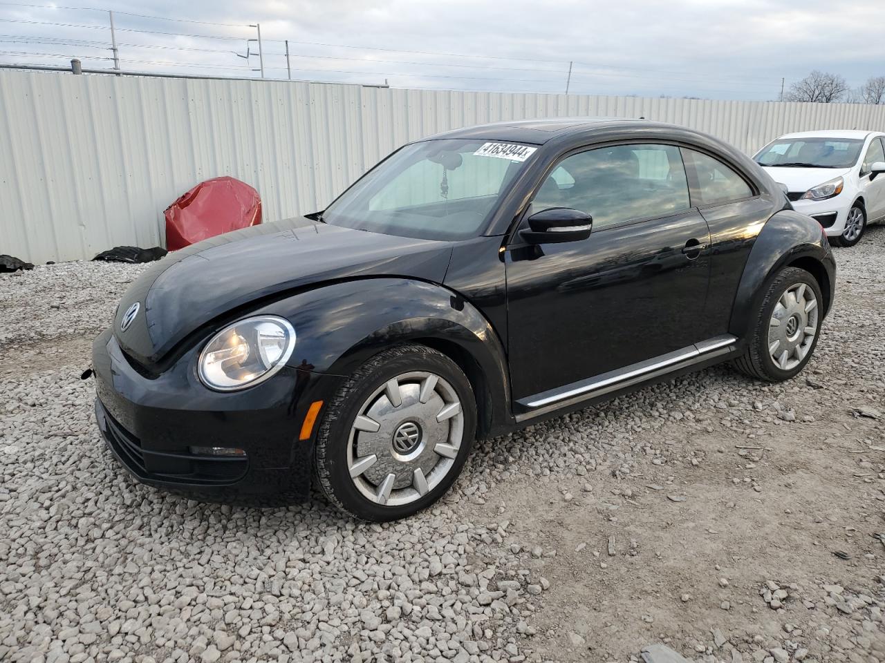 3VWJ17AT3GM602740  volkswagen beetle 2016 IMG 0