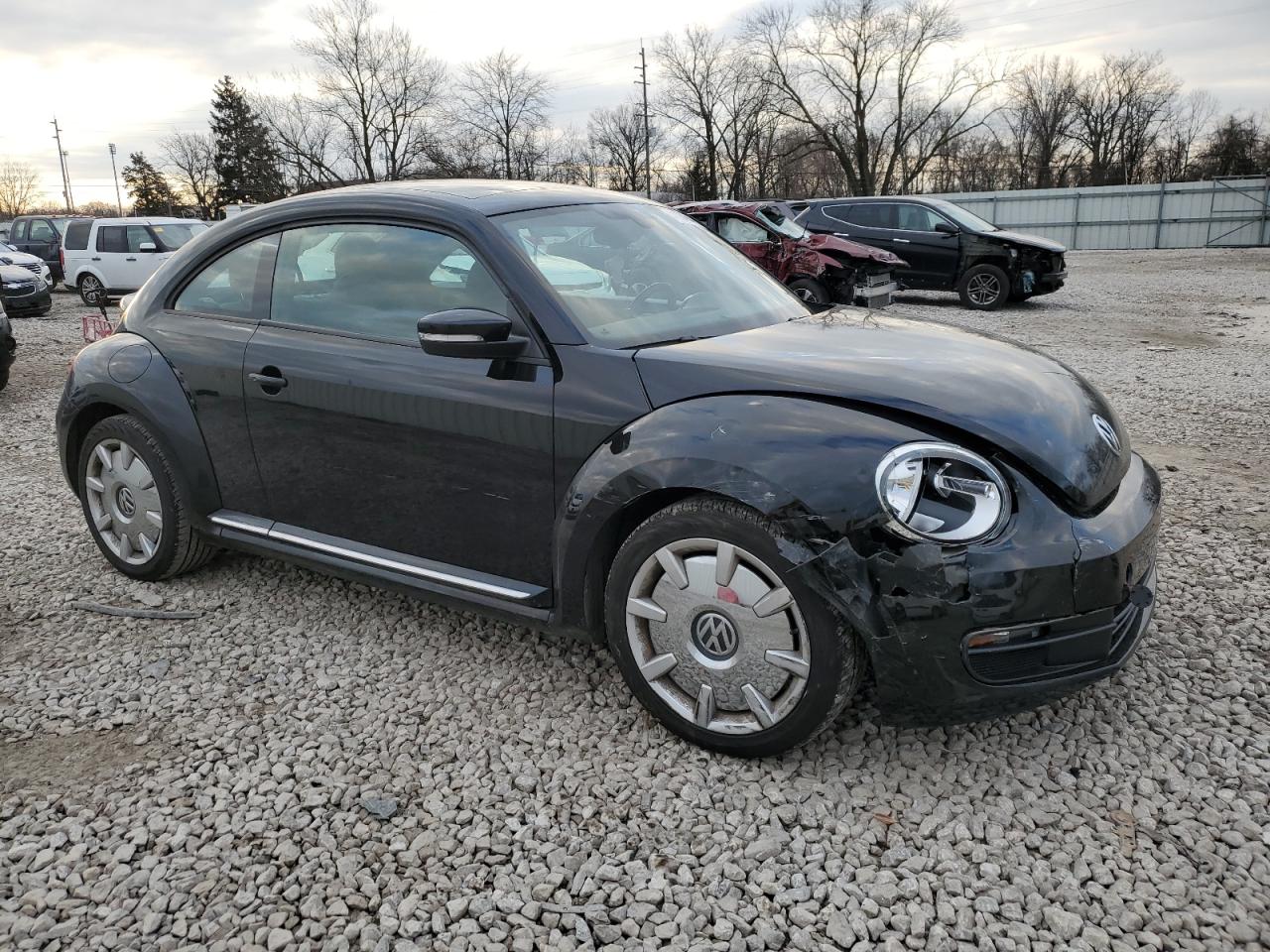 3VWJ17AT3GM602740  volkswagen beetle 2016 IMG 3