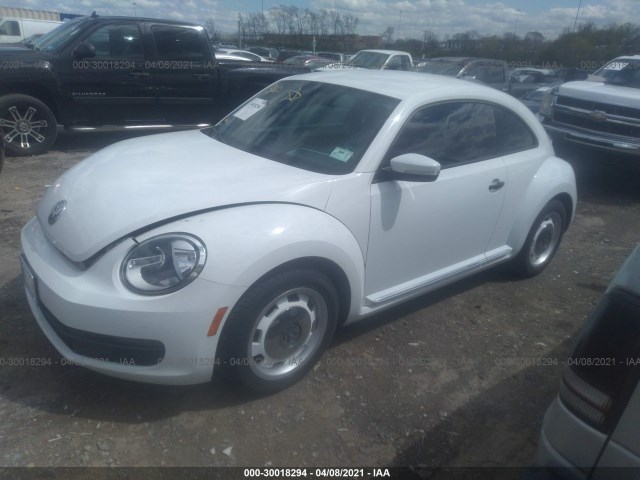 3VWF17ATXFM606756  volkswagen beetle coupe 2015 IMG 1