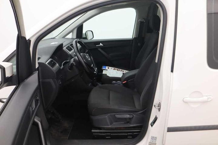 WV2ZZZ2KZHX016391  volkswagen caddy &#3915 2016 IMG 3