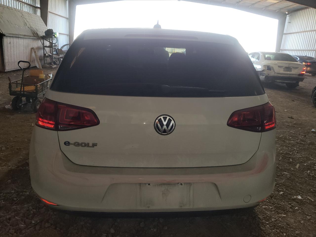 WVWKP7AU6GW902867  volkswagen e-golf 2015 IMG 5