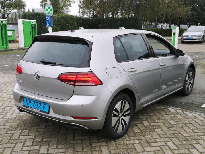 WVWZZZAUZJ8901859  volkswagen e-golf 2018 IMG 3