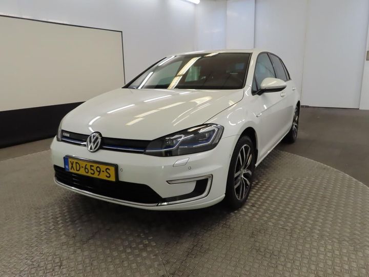 WVWZZZAUZK8900395  volkswagen  2018 IMG 0