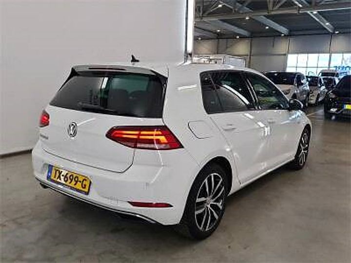 WVWZZZAUZK8903869  volkswagen  2018 IMG 4