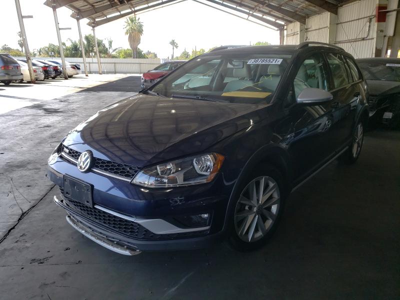 3VWH17AU3HM509208  volkswagen golf 2016 IMG 1