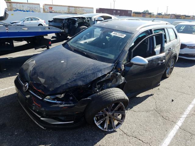 3VWH17AU0JM768325  volkswagen golf 2018 IMG 1