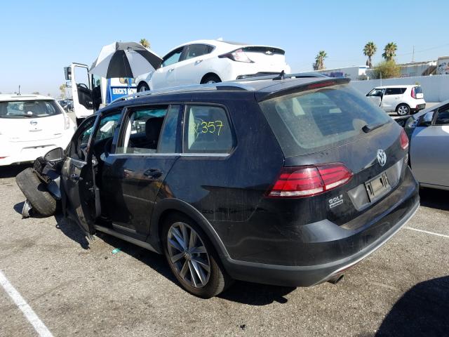 3VWH17AU0JM768325  volkswagen golf 2018 IMG 2