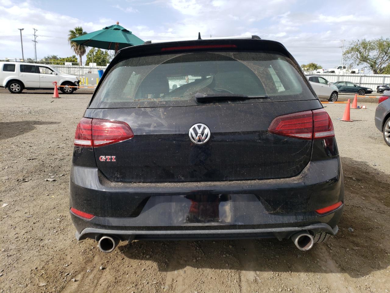 3VW5T7AU0KM034198  volkswagen golf gti 2019 IMG 5