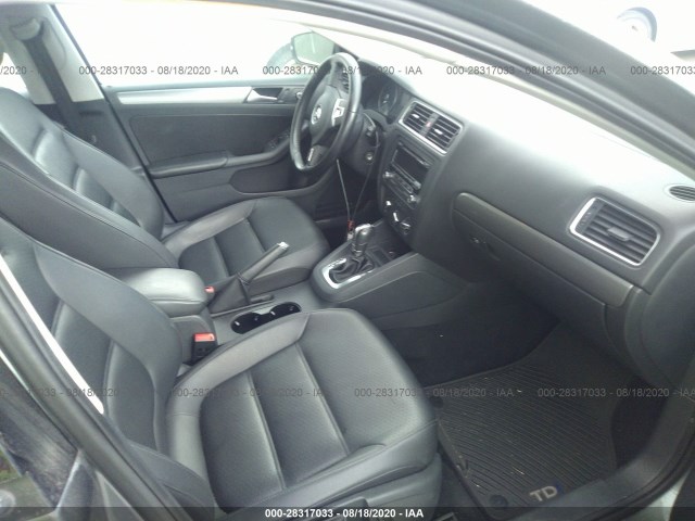 3VWLL7AJ6EM258707  volkswagen  2014 IMG 4