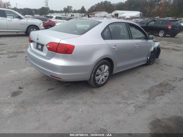 3VWB17AJ4EM313561  volkswagen  2014 IMG 3