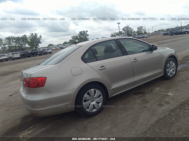 3VWD17AJ2EM300123  volkswagen  2014 IMG 3