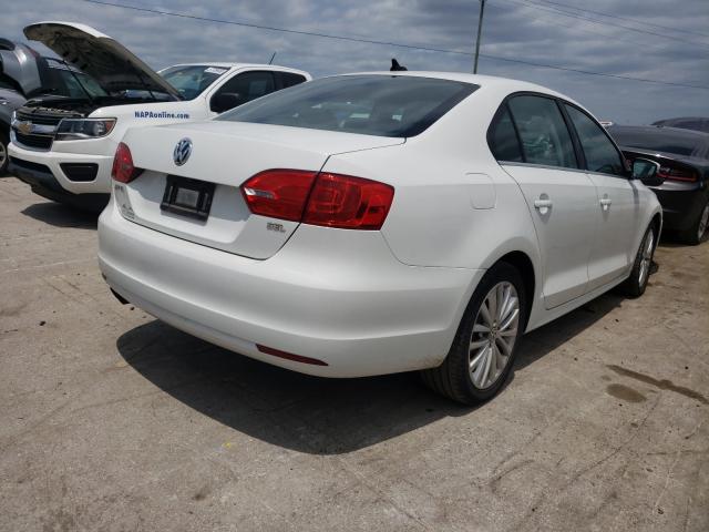 3VWL17AJ2EM329925  volkswagen  2014 IMG 3