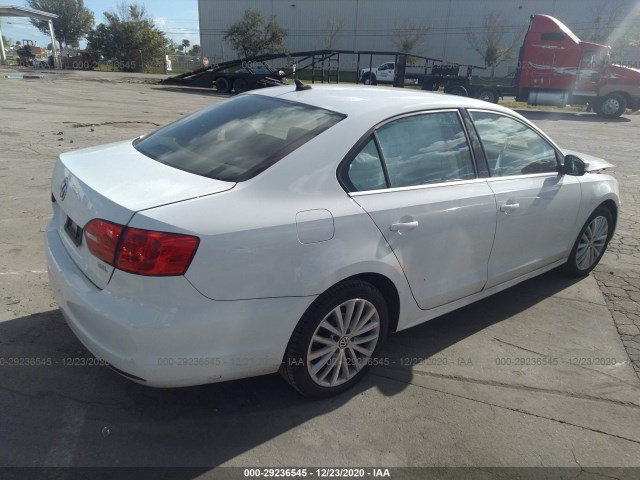 3VWL17AJXEM329445  volkswagen  2014 IMG 3