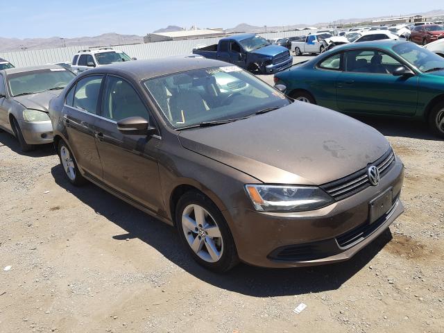 3VWLL7AJ9EM274433  volkswagen  2014 IMG 0