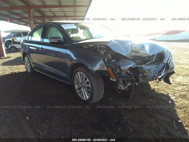 3VWL17AJ6GM399415  volkswagen  2016 IMG 0