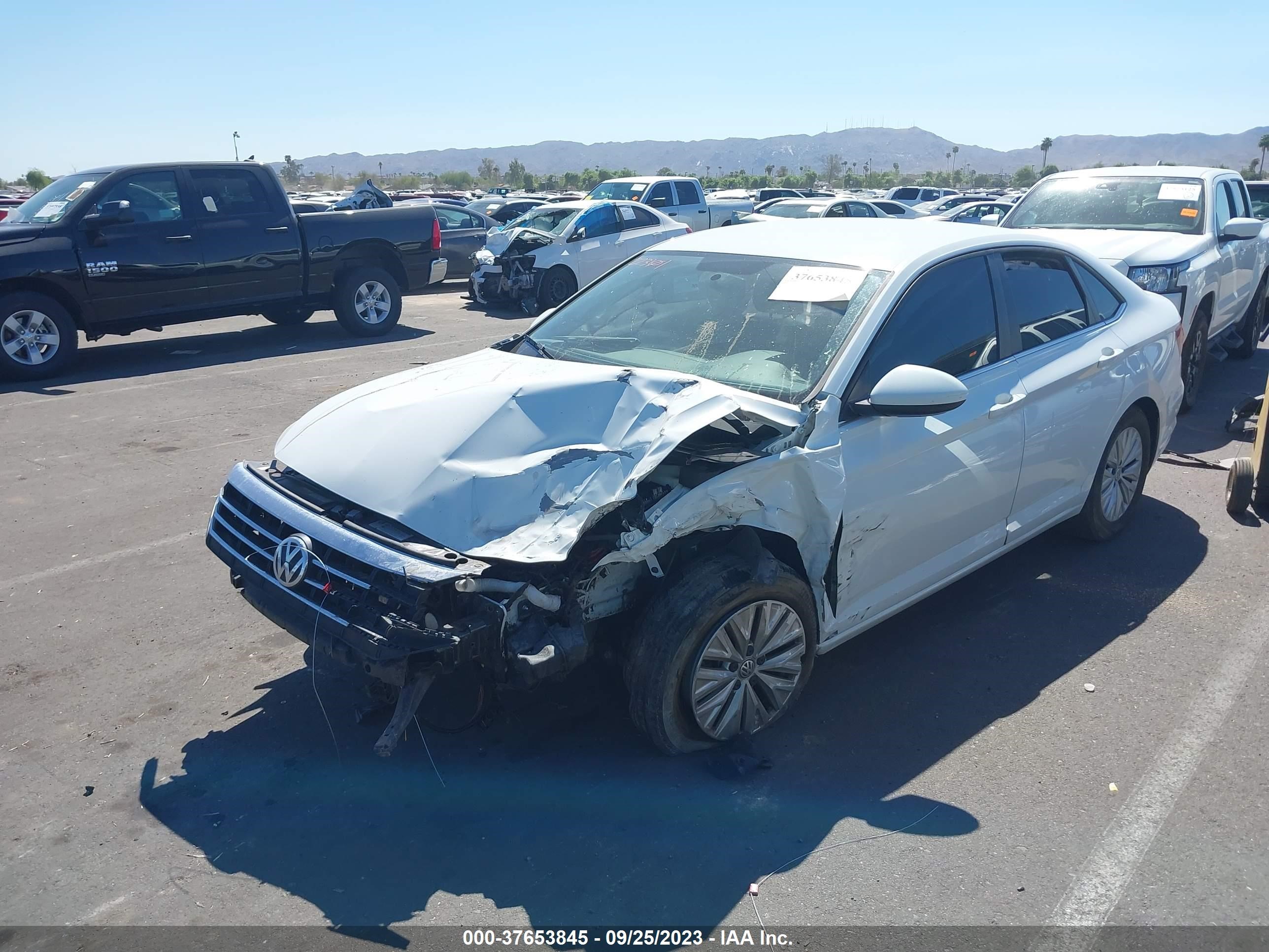 3VWC57BU6KM223101  volkswagen jetta 2019 IMG 1