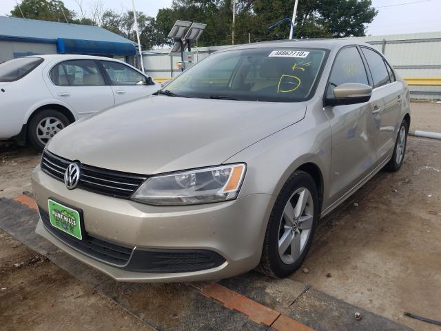 3VWLL7AJ9EM251363  volkswagen jetta tdi 2014 IMG 1