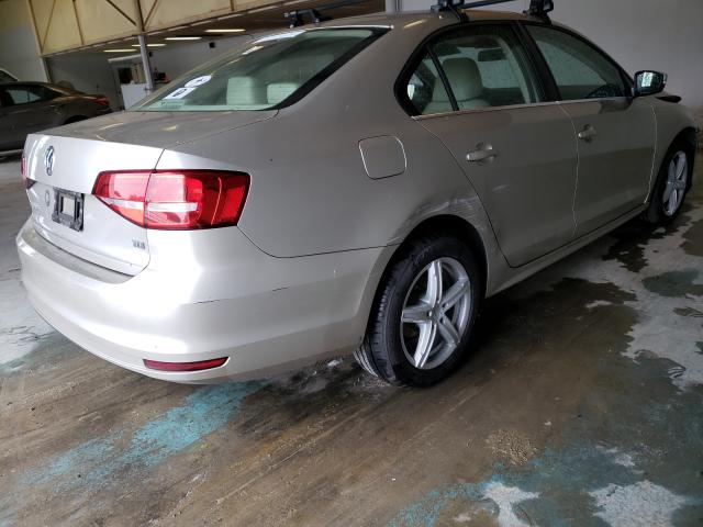 3VWLA7AJ0FM295226  volkswagen jetta tdi 2015 IMG 3