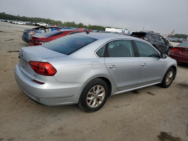 1VWAT7A37GC010088  volkswagen passat 2015 IMG 2