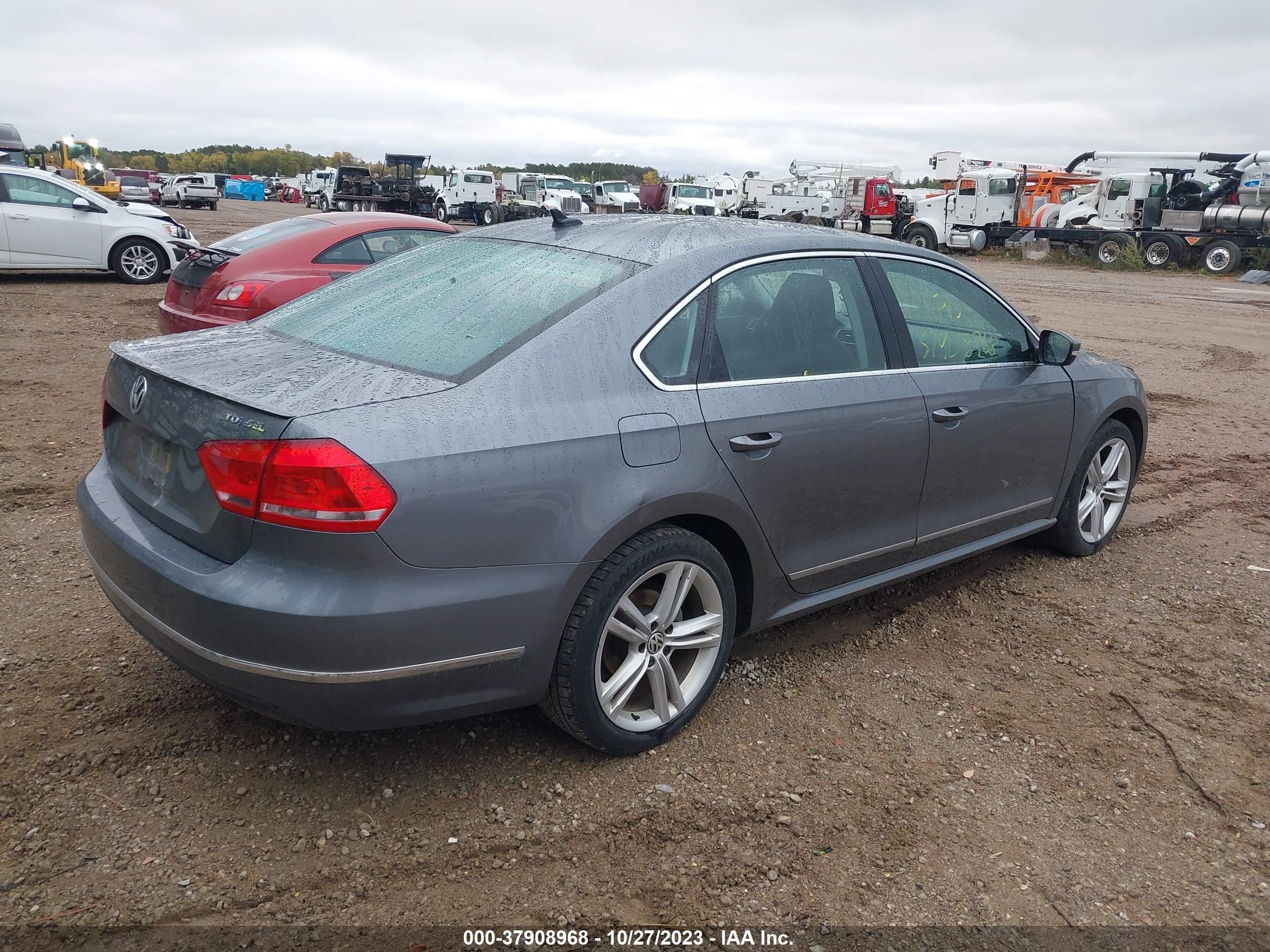 1VWCV7A39FC073887  volkswagen passat 2015 IMG 3