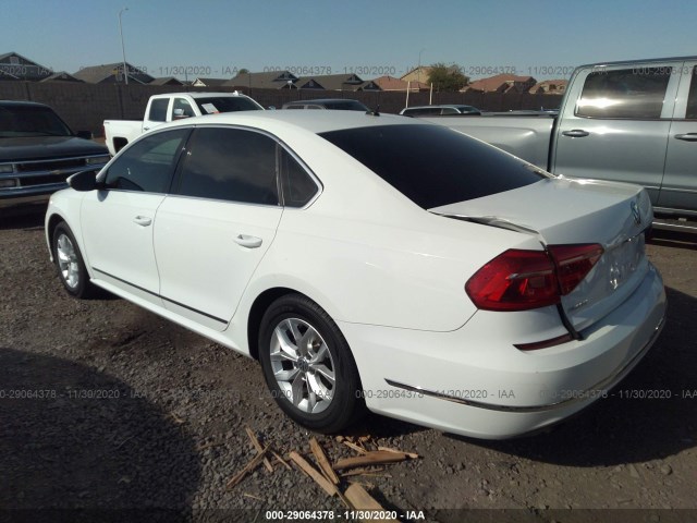 1VWAT7A33GC042844  volkswagen passat 2016 IMG 2