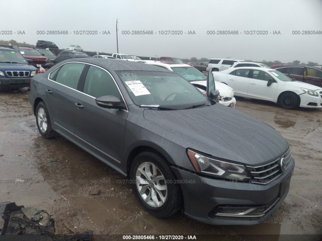 1VWAT7A35HC013511  volkswagen passat 2017 IMG 0