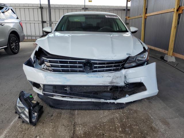 1VWAT7A38HC000879  volkswagen passat 2017 IMG 4