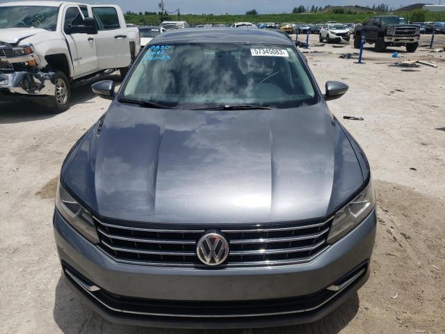 1VWAT7A3XHC015903  volkswagen passat 2016 IMG 4