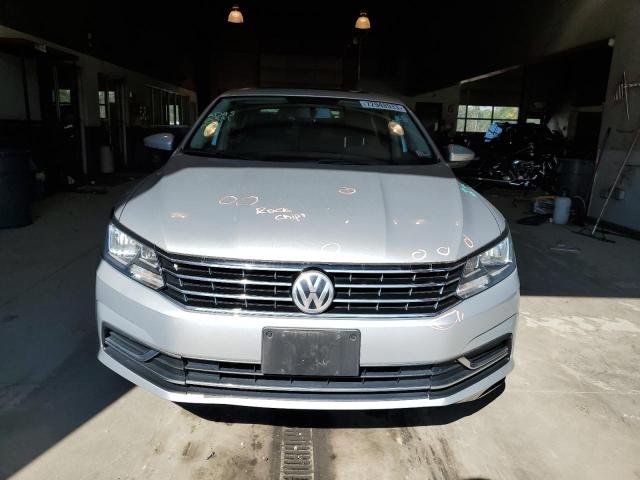 1VWBT7A30HC040099  volkswagen passat 2016 IMG 4