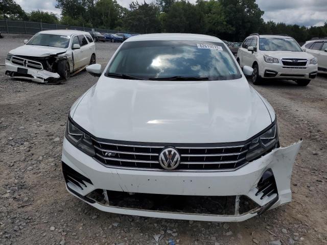 1VWDT7A39HC043365  volkswagen passat 2017 IMG 4