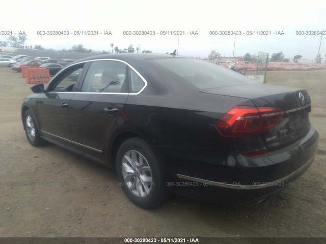 1VWAT7A30HC025887  volkswagen passat 2017 IMG 2