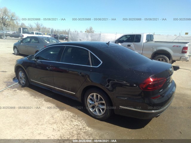 1VWAT7A30HC085202  volkswagen passat 2017 IMG 2