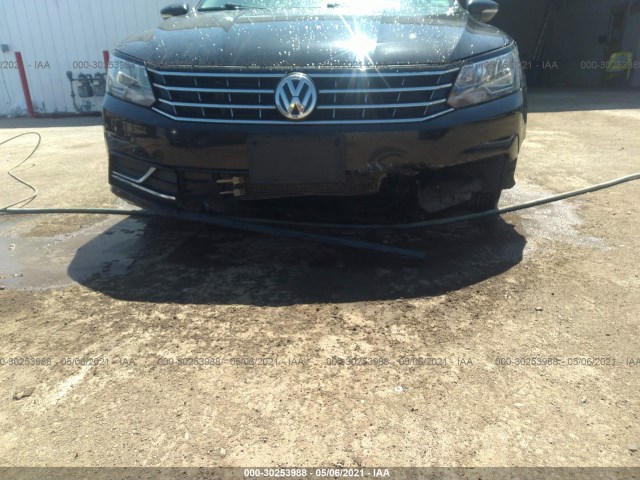 1VWAT7A30HC085202  volkswagen passat 2017 IMG 5