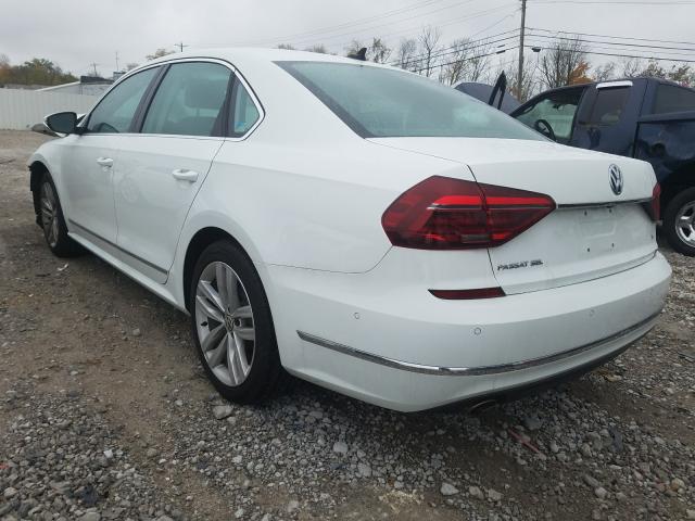 1VWCA7A33JC008733  volkswagen passat 2017 IMG 2