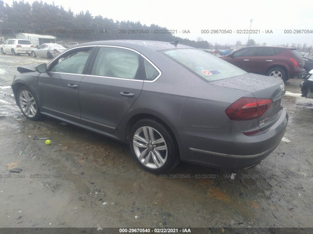 1VWCM7A35HC069891  volkswagen passat 2017 IMG 2